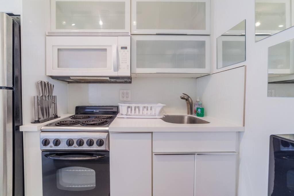 2 Bedroom On The Beach ! ميامي بيتش المظهر الخارجي الصورة